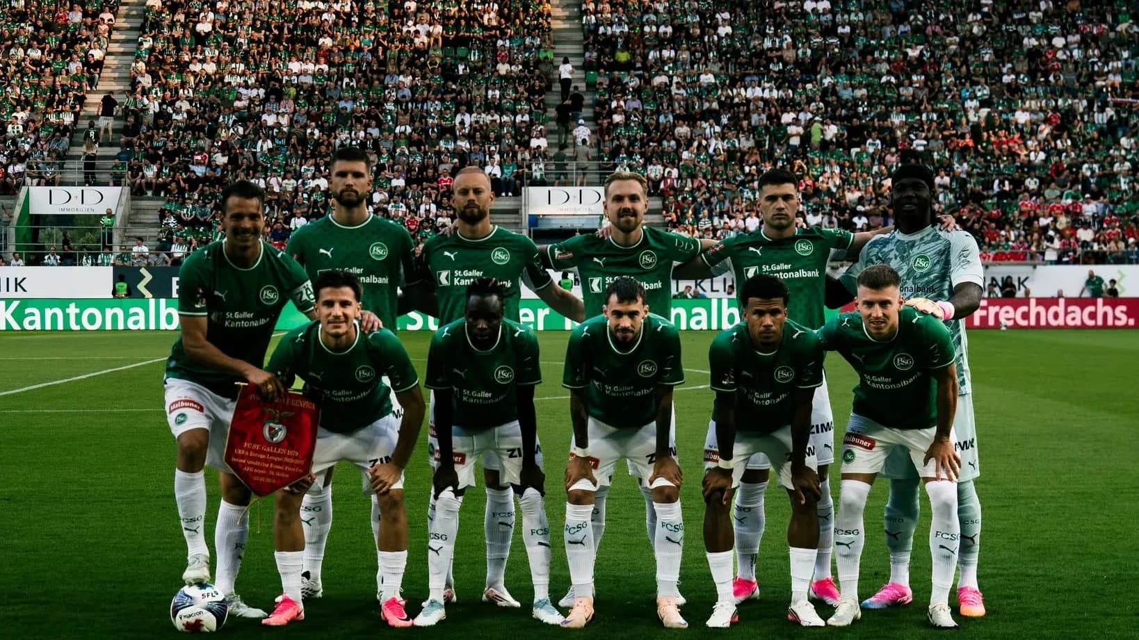 Команда FC St. Gallen перед матчем