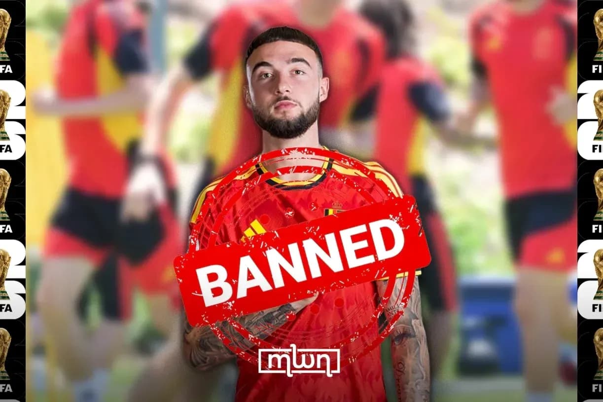 Игрок в форме Испании с надписью 'BANNED'